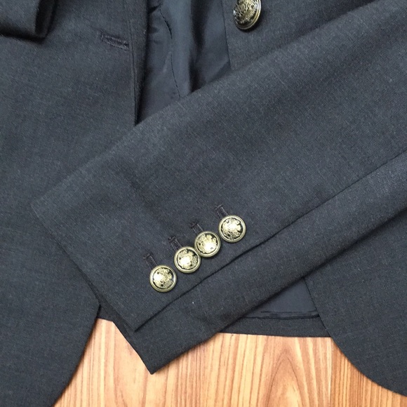 Aritzia Talula Blazer - Picture 7 of 8